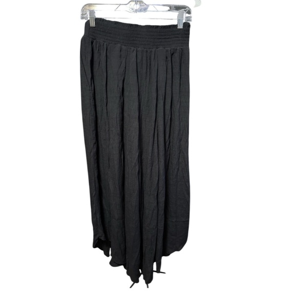 Halara Linen Blend Split-Leg Wide
Leg Pants - Black - Picture 2 of 3